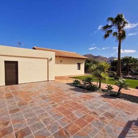 Magic House Vila La Oliva Exterior foto